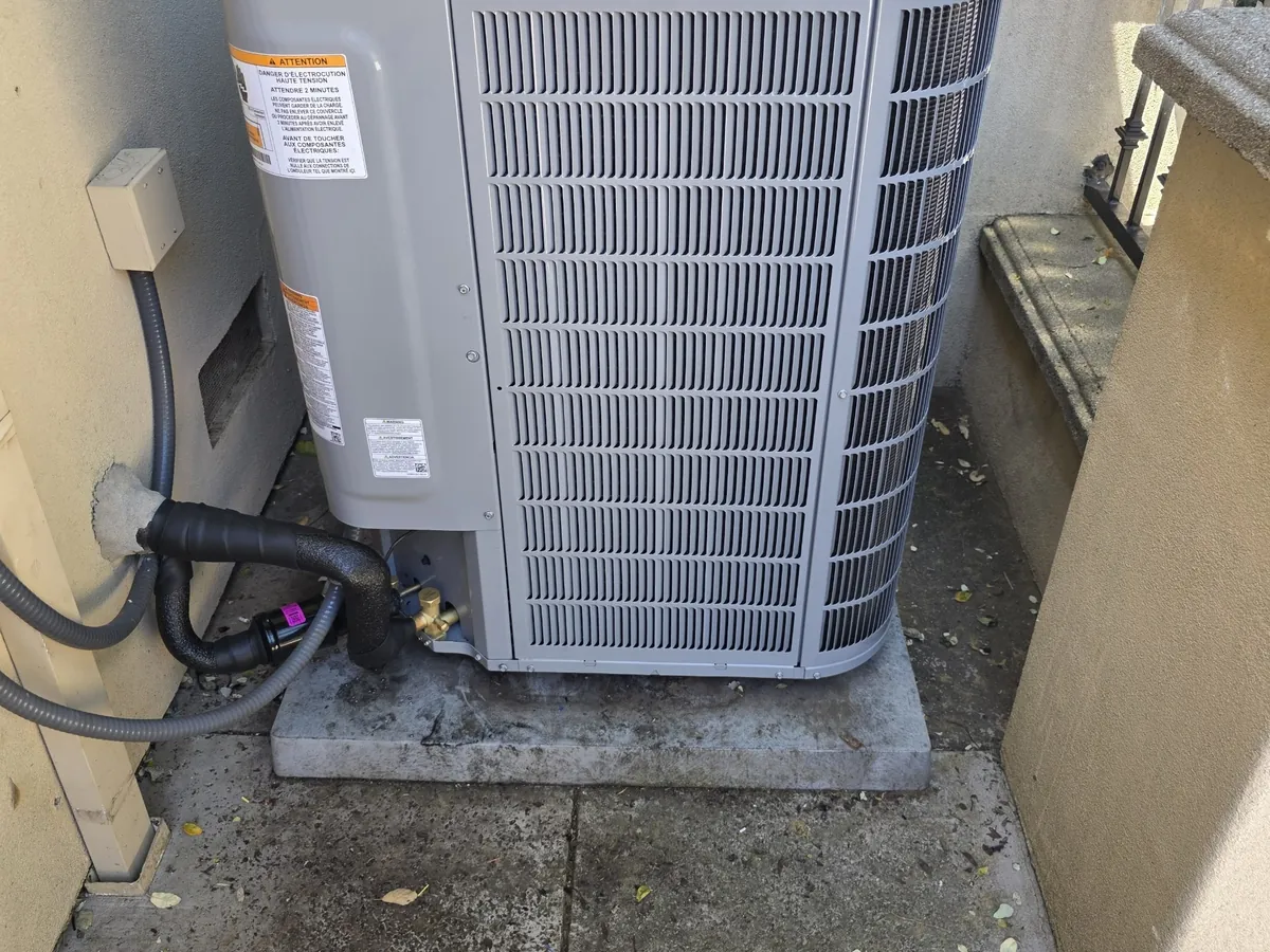 Outdoor air conditioning condensing unit at a Bay Area home