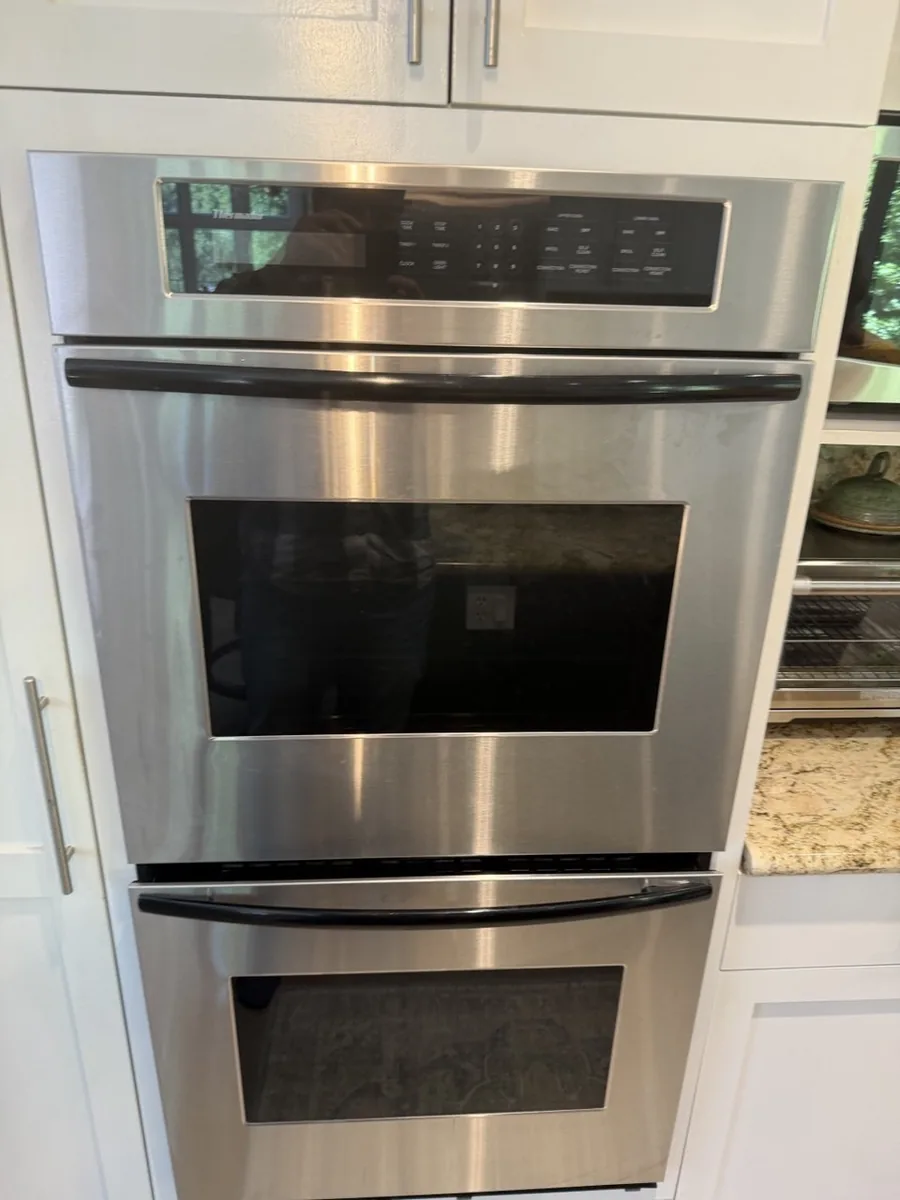 Thermador double wall oven