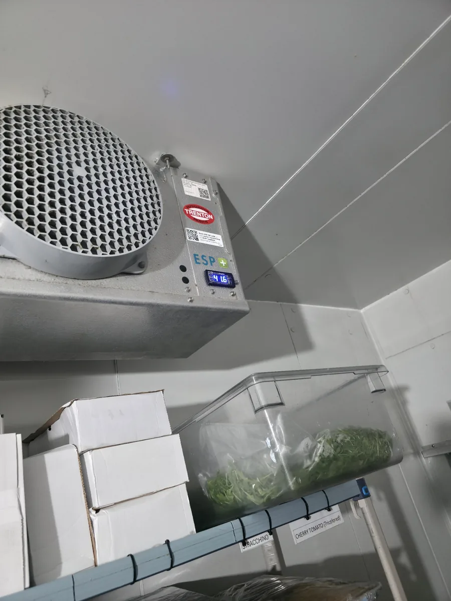 Walk-in cooler in service