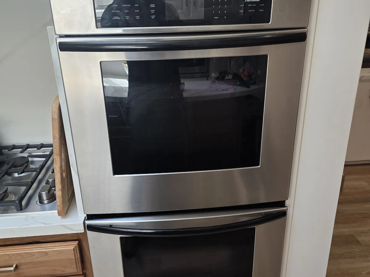 Thermador double wall oven in a Bay Area kitchen